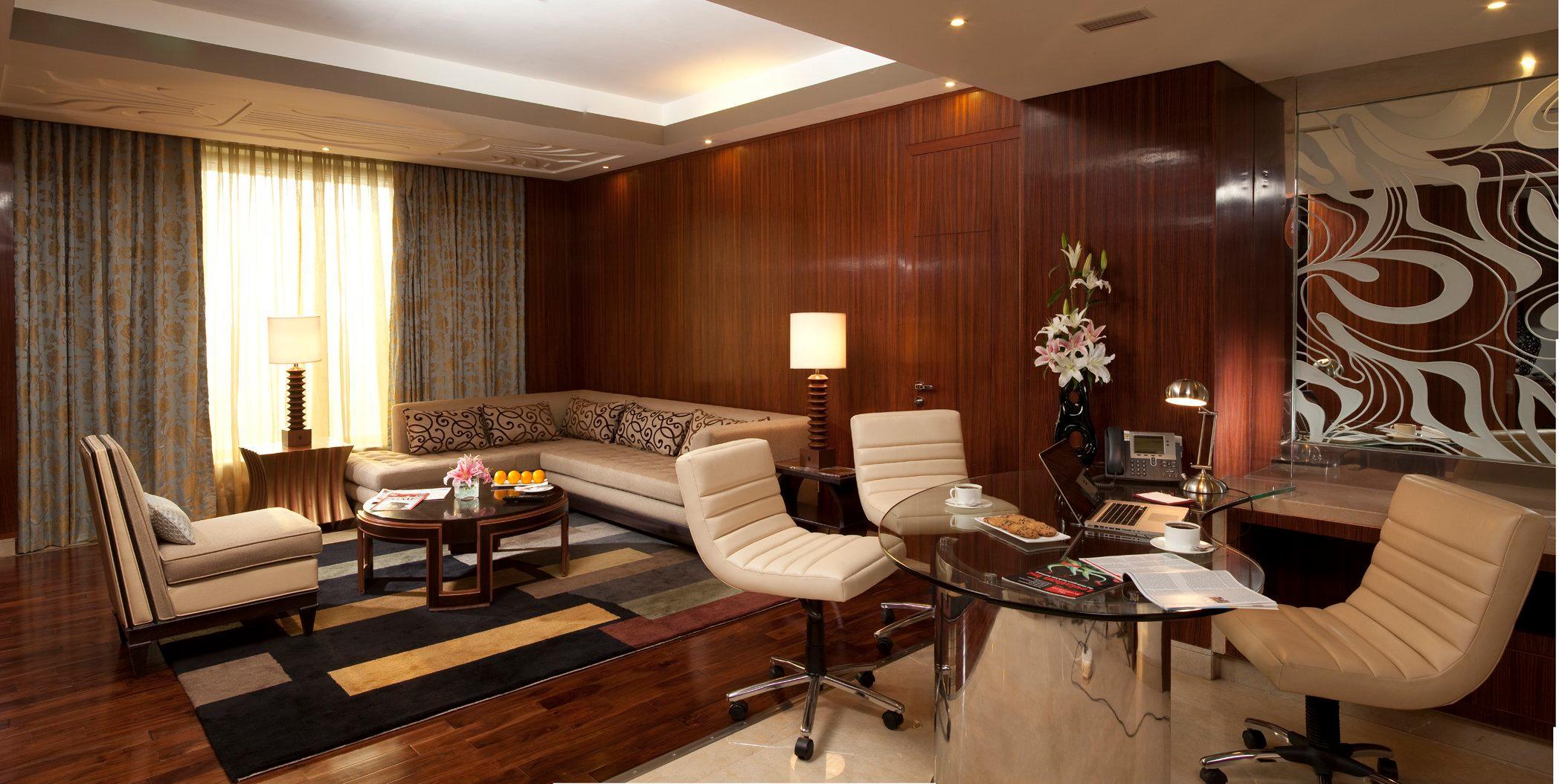 Отель Crowne Plaza New Delhi Okhla By Ihg Экстерьер фото A suite at the Taj Mahal Palace, Mumbai