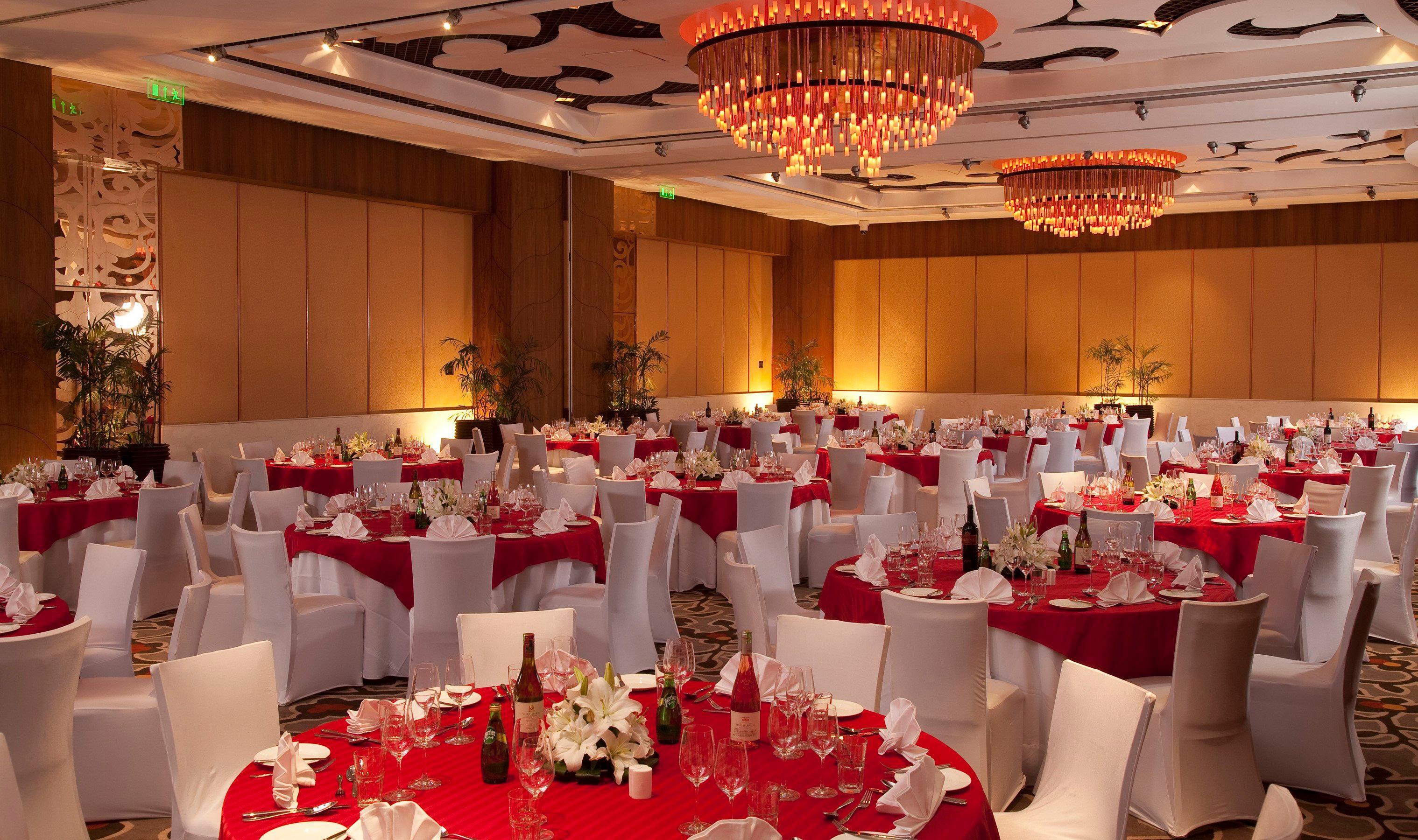 Отель Crowne Plaza New Delhi Okhla By Ihg Экстерьер фото A banquet hall